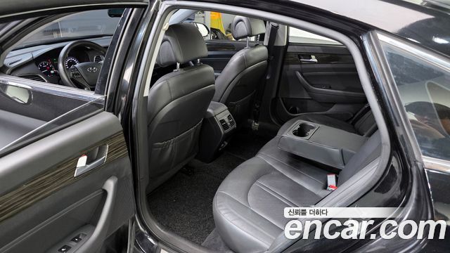 Hyundai Sonata 2015 — photo 11