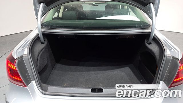 Volkswagen CC 2013 — photo 20