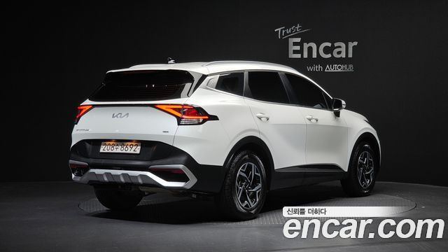 Kia Sportage 2023 — photo 2