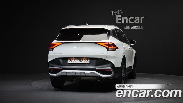 Kia Sportage 2023 — photo 4
