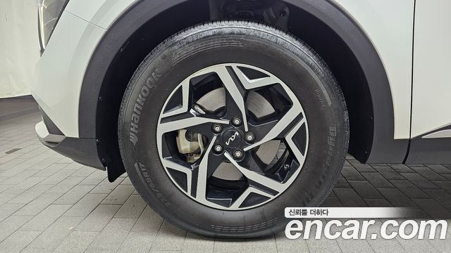 Kia Sportage 2023 — photo 5