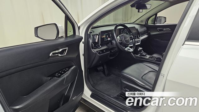 Kia Sportage 2023 — photo 10