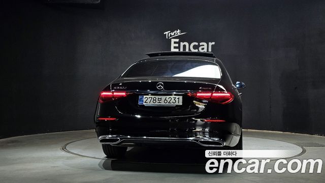 Mercedes-Benz S-Class 2025 — photo 4