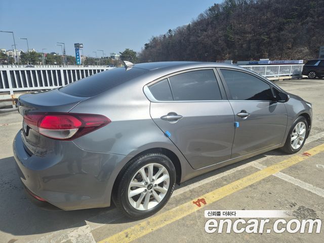 Kia K3 2016 — photo 2