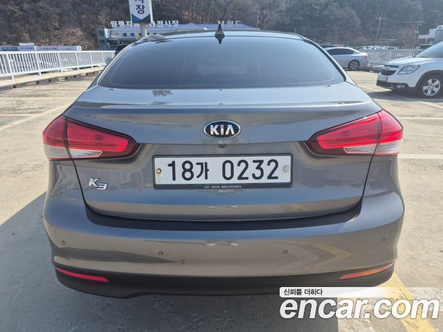 Kia K3 2016 — photo 4