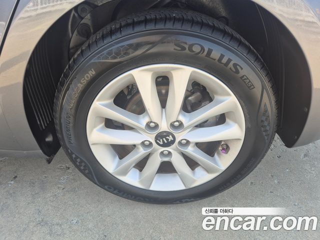 Kia K3 2016 — photo 5