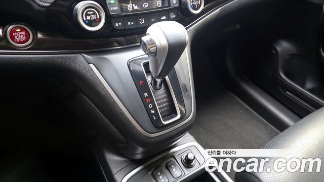 Honda CR-V 2016 — photo 9