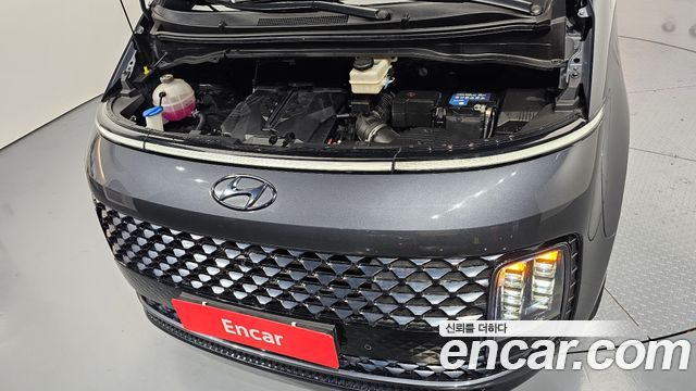 Hyundai Staria 2022 — photo 6