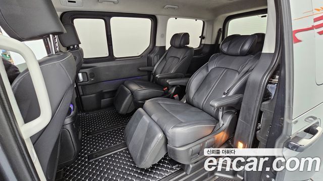 Hyundai Staria 2022 — photo 12