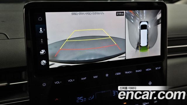Hyundai Staria 2022 — photo 15