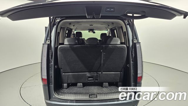 Hyundai Staria 2022 — photo 20
