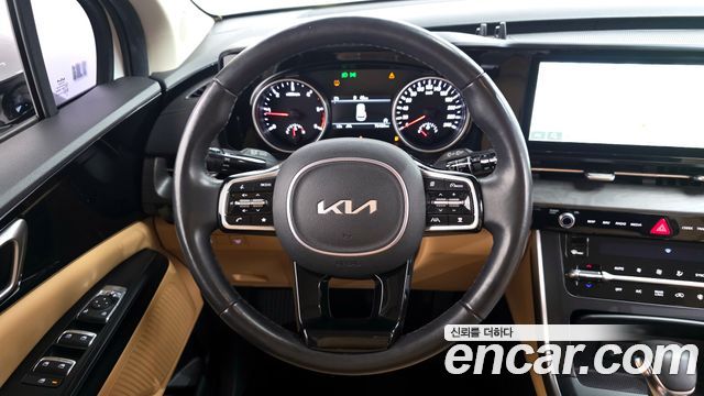 Kia Canival 2023 — photo 13