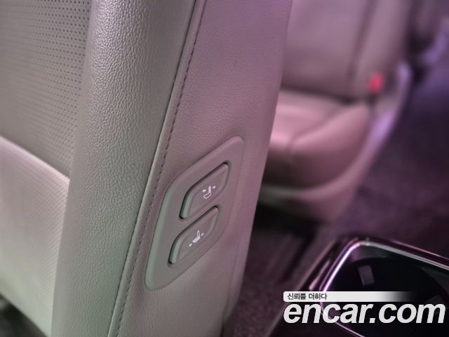 Kia Canival 2019 — photo 17