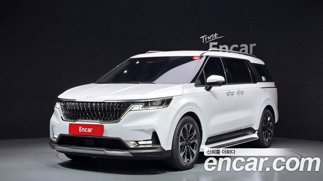 Kia Canival 2022 — photo 1