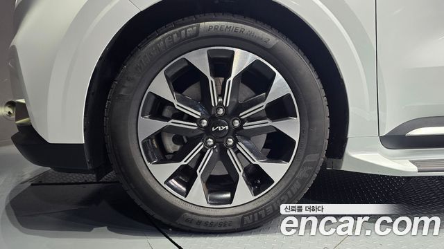 Kia Canival 2022 — photo 5