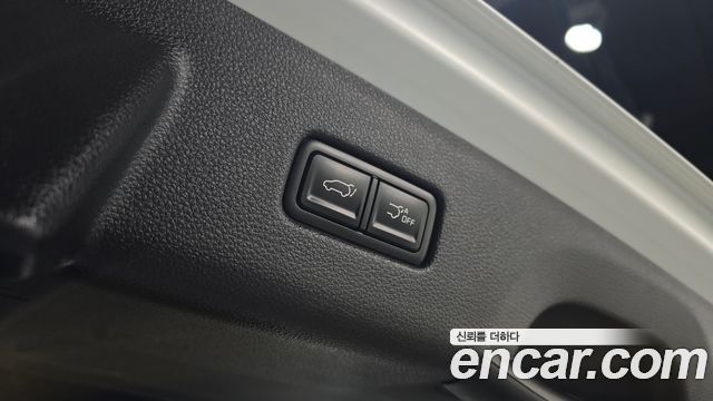 Kia Canival 2022 — photo 19