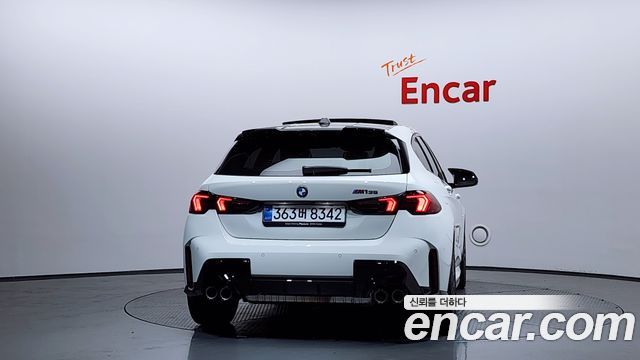BMW 1-Series 2025 — photo 4