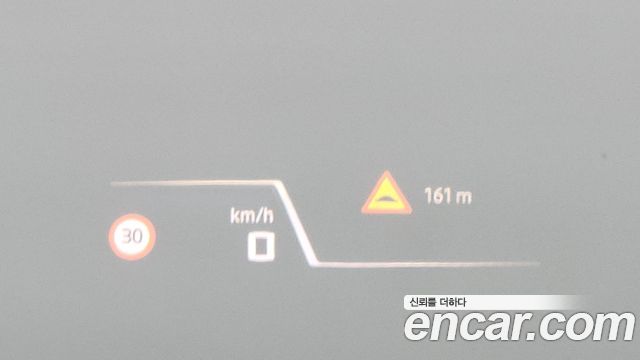 BMW 1-Series 2025 — photo 17
