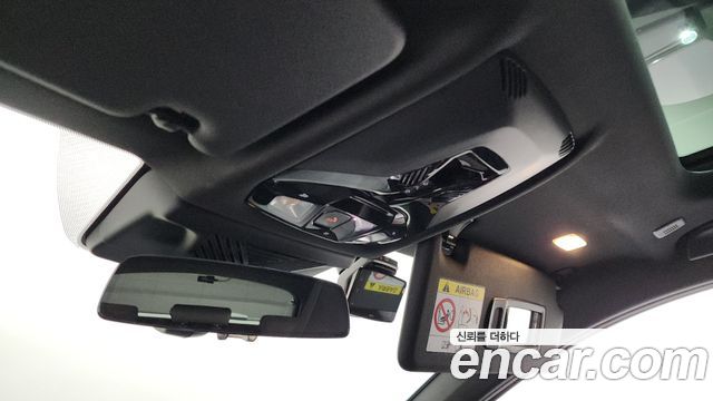 BMW 1-Series 2025 — photo 18