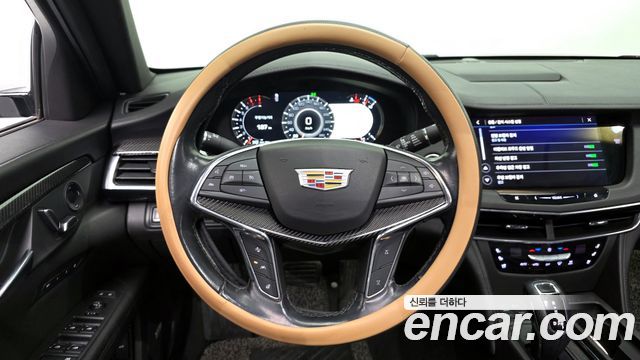 Cadillac CT6 2019 — photo 13