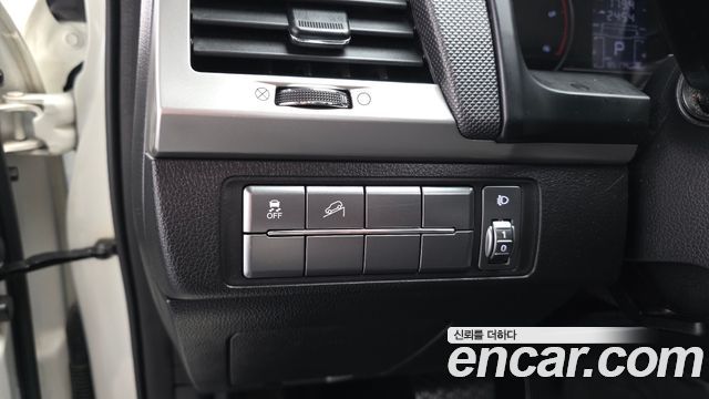 KG Mobility Rexton 2018 — photo 14