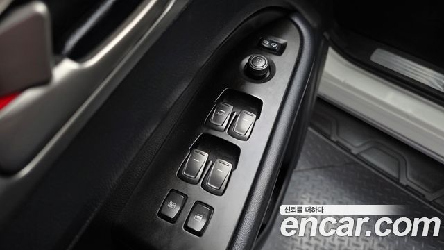 KG Mobility Rexton 2018 — photo 18