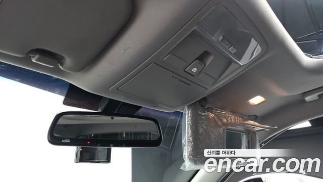 KG Mobility Rexton 2018 — photo 19