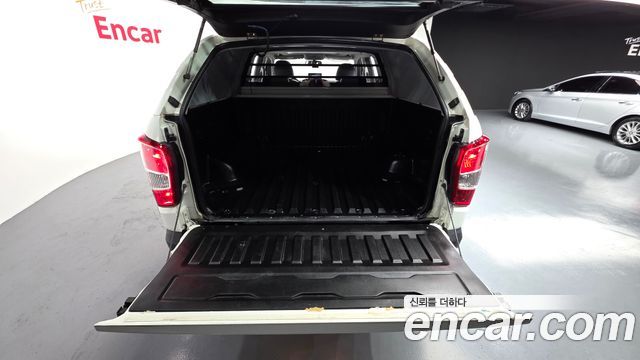 KG Mobility Rexton 2018 — photo 20