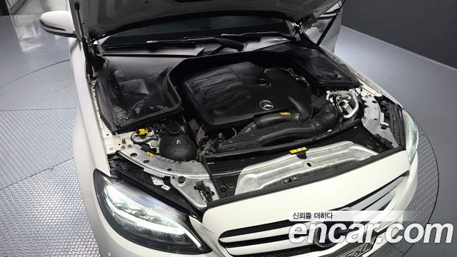 Mercedes-Benz C-Class 2019 — photo 6