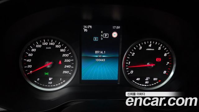 Mercedes-Benz C-Class 2019 — photo 8