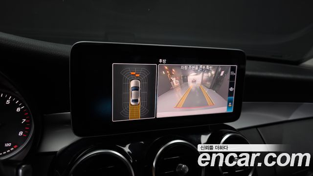 Mercedes-Benz C-Class 2019 — photo 15