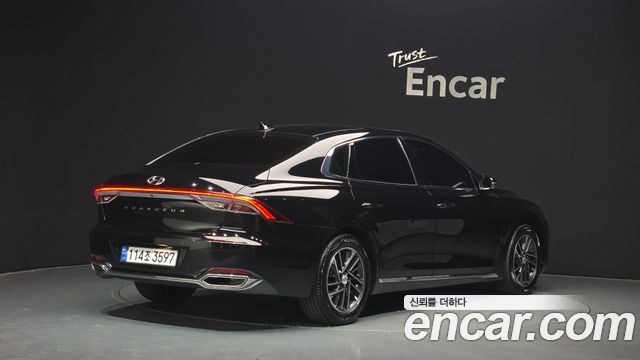 Hyundai Grandeur 2022 — photo 2