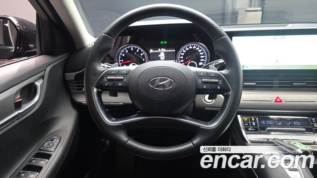 Hyundai Grandeur 2022 — photo 13