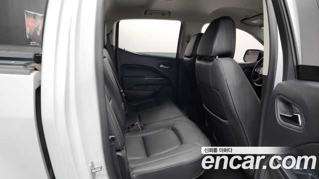 Chevrolet Korea Colorado 2021 — photo 12