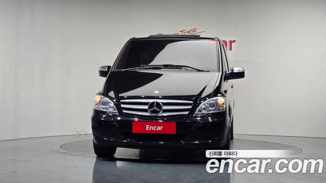 Mercedes-Benz V-Class 2011 — photo 3