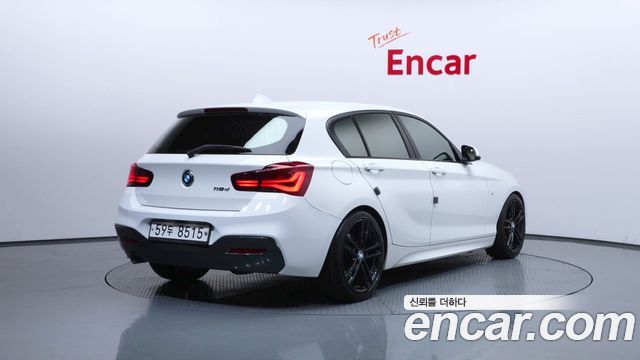 BMW 1-Series 2018 — photo 2