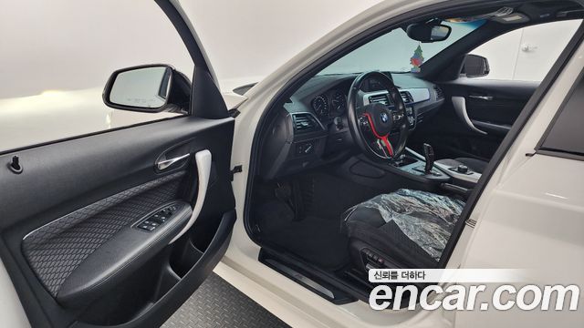 BMW 1-Series 2018 — photo 10