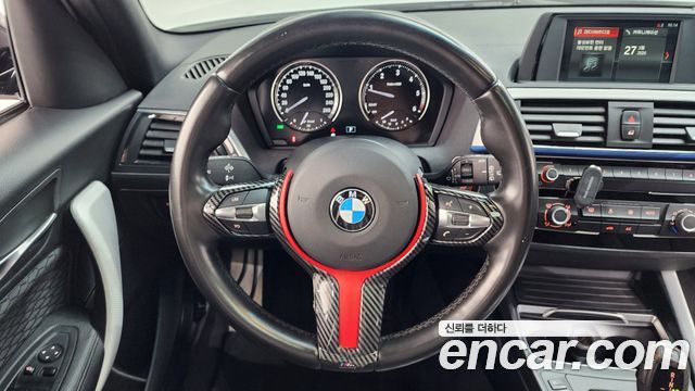 BMW 1-Series 2018 — photo 13