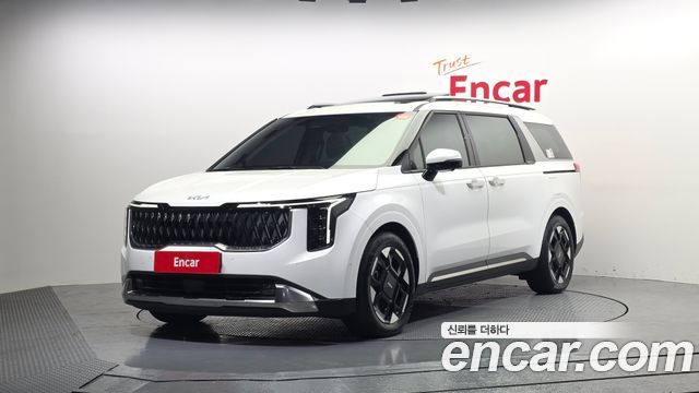Kia Canival 2025 — photo 1