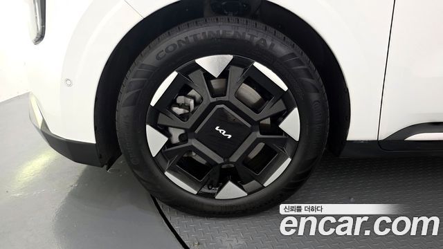 Kia Canival 2025 — photo 5