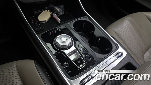 Kia Canival 2025 — photo 9