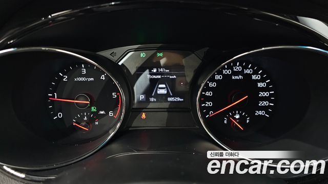 Kia Canival 2019 — photo 8