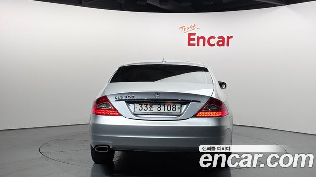 Mercedes-Benz CLS-Class 2010 — photo 4