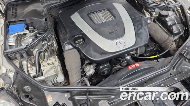Mercedes-Benz CLS-Class 2010 — photo 6