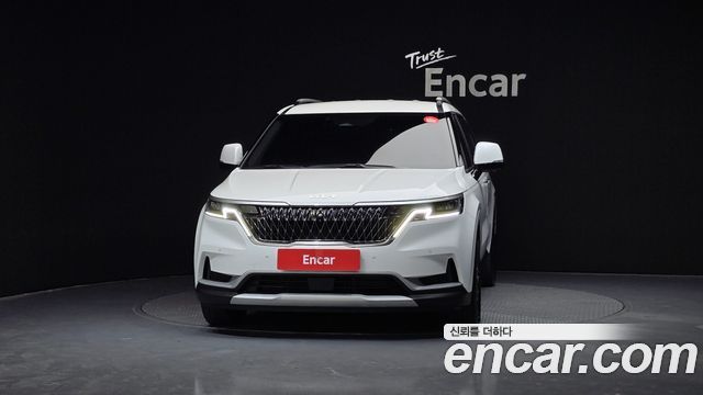 Kia Canival 2023 — photo 3