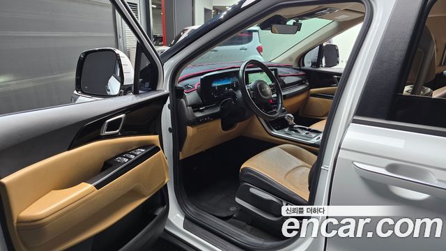 Kia Canival 2023 — photo 10