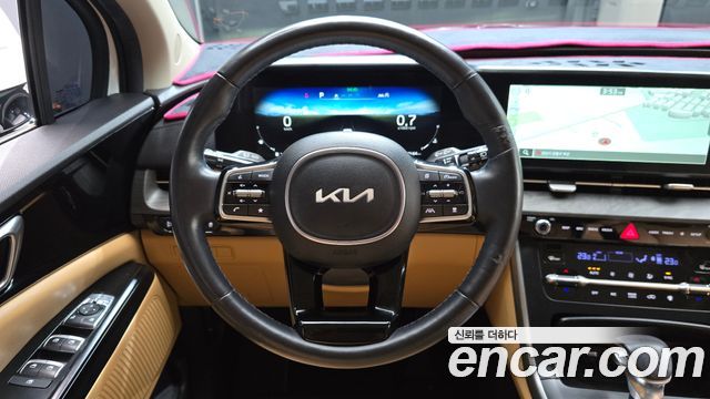 Kia Canival 2023 — photo 13