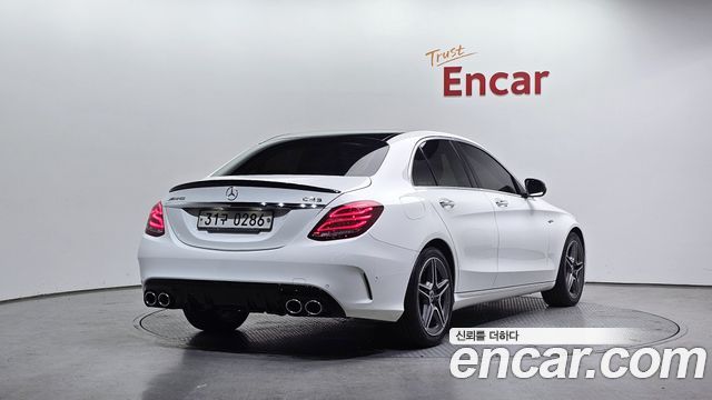Mercedes-Benz C-Class 2017 — photo 2