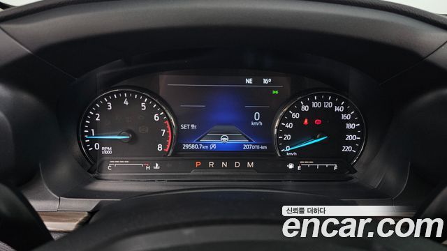 Ford Explorer 2020 — photo 8