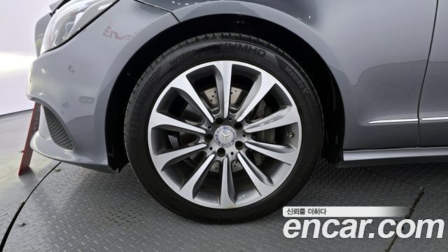 Mercedes-Benz CLS-Class 2016 — photo 5